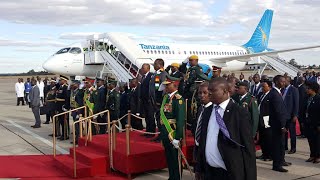 TAZAMA RAIS MAGUFULI ALIVYOONDOKA ZIMBABWE KURUDI TANZANIA