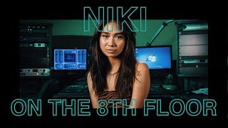 Niki Performs "lowkey" LIVE | ON THE 8TH FLOOR