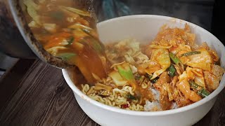 라면에 이것 넣어 대박난 전국에 하나뿐인 라면집?! 시대를 앞서간 할머니 노포 Korean street food