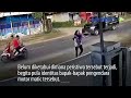 rekaman cctv detik detik motor matic tabrak pagar diduga sang bapak tak mahir mengemudi