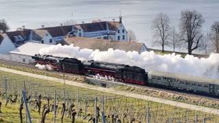 Dampfsonderzug mit 01 202 und 01 519 auf der Bodenseegürtelbahn unterhalb der Birnau 26.02.2023