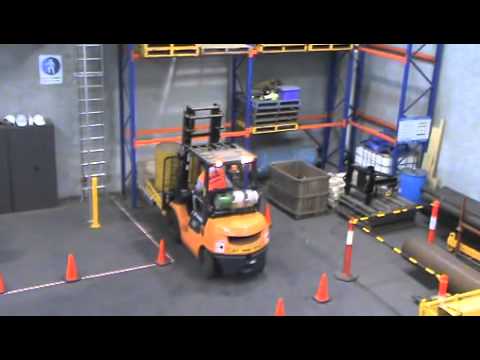 HOW DO I GET MY FORKLIFT LICENCE? (FORKLIFT COURSE DETAILS) HOW DO I GET MY FORKLIFT LICENCE? (FORKLIFT COURSE DETAILS)