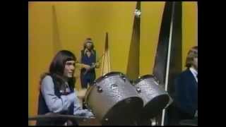 Karen Carpenter - The Carpenters - Close to You