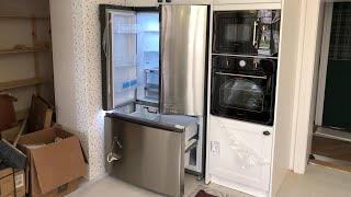 Hisense RF750N4ISF American fridge