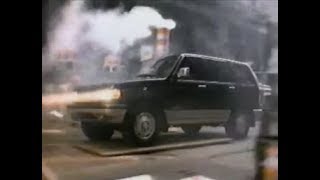 Isuzu Trooper | Classic SUV Youngtimer 4x4 | 1992 English | Practically Amazing | Commercial | 2 Ep