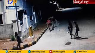 Cheddi Gang Spotted at Ghatkesar | While Trying to Rob Several Houses