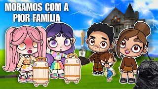 MORAMOS COM A PIOR FAMÍLIA DO AVATAR WORLD POR 24 ￼HORAS! #avatarworld