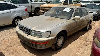 This 1991 Lexus LS400 has Insane Tech for the Time!