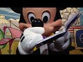 【wdw】サインを書いてくれているミッキー＠エプコット meet mickey mouse at epcot he is writing his autopragh