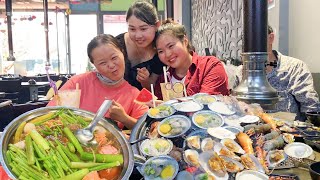 V335 . Ăn Buffet nướng , hát karaoke - Bữa tiệc tất niên của gia đình .