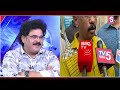 మానవత్వం ఎక్కడ. political analyst chandu srinivas reaction on celebrities allu arjun meet