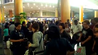 9 Nov 2013 - BABYMETAL Departure from Singapore (AFA 2013)