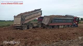 Stuck In Deep Mud - Hyundia Trago ជាប់ផុងអាប៊ុលរុញ​, Truck Fails Stuck Bulldozer KOMATSU recovery