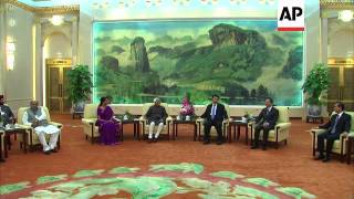 Indian Vice President Hamid Ansari meets Chinese President Xi Jinping