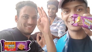 Giving this Tiger Biscuits to my best friend on his birthday | Gfdosti vlogs with @royalxbro
