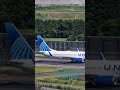 united airlines b737 800 at nrt rjaa