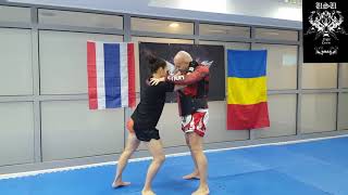 ☆USU FIGHT CENTER☆ - CLINCH Muay Thai training for girls