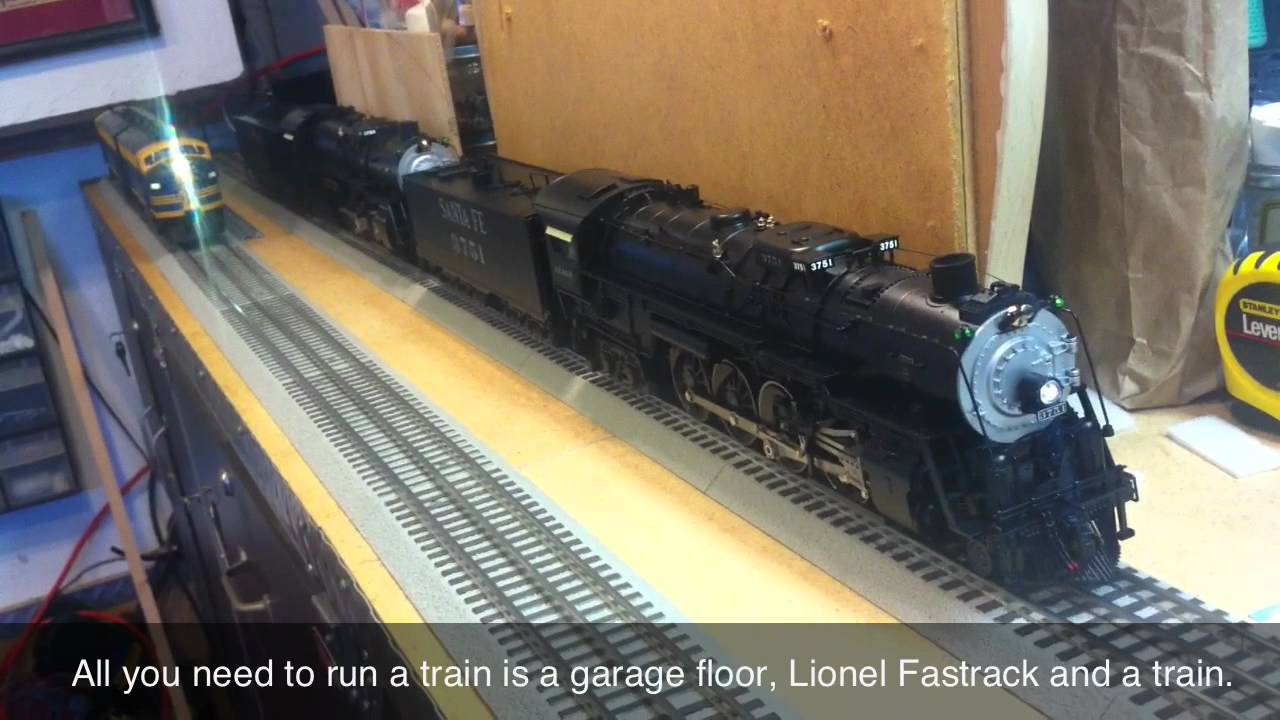 Lionel Legacy Santa Fe 3751 & 3759 Part 1 - YouTube