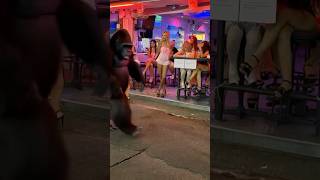 A big gorilla jump and dance on a popular street in Pattaya Thailand #videoshort #videoviral #soi6