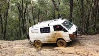 4x4 L300 Express Vans vs Toyota 4Runner at Cullen Bullen NSW (damp)