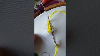 Beautiful hand embroidery leaf tutorial #foryou #embrodery #vairalshort #shortvideo #left