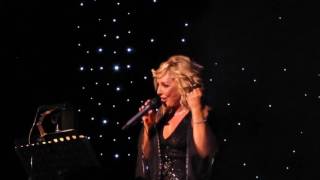 Googoosh - Ay ishiginda, Live in Istanbul