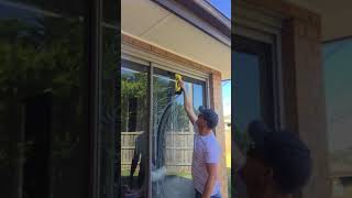 How to clean windows fast - Karcher Window Vac