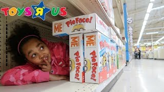 BEST HIDE AND SEEK SPOT In Toys R US | Toys AndMe BEST HIDE AND SEEK SPOT In Toys R US | Toys AndMe
