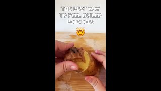 Best way to peel boiled potatoes! #shorts