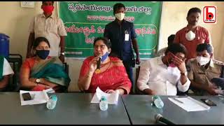 మార్కెట్ లో డిమాండ్ ఉన్న పంటలు పండించాలి|:Crop cultivation with market demand: Minister Satyavati|