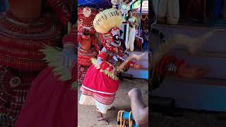 Karuval Bhagavathy | Kalathil Kooloth Kuttichathan Temple Thalassery #theyyam #shorts 30-12-23