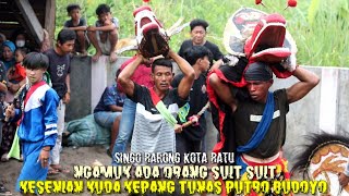 Penghuni Barongan Tua Keluar Dari Tapa Tunas Putro Budoyo Kota Agung