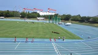 愛媛県高校陸上新人大会2017東予地区予選・女子1500m予選2組、1着：髙橋舞衣（今治北高）5分02秒11