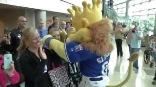 Sluggerrr and the KCrew Visit KU Hospital