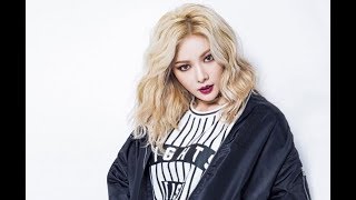 HyunA (Queen)