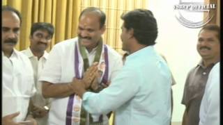 Ex-Min Pardhasarathi  joins YSRCP