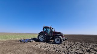 Valtra T194 \u0026 Tupanjac poluteska drljaca 6,6m Semi-heavy harrow in winter furrow closure.