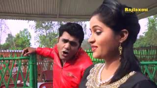 Uttar Kumar Kavita Joshi new haryanvi hot video song ''Gori kale suit me'';