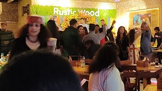 Rustic Wood Live