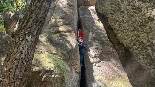 よろめきクラック（5.10a）@ 瑞牆山 不動沢 屏風岩