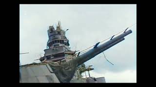 カラー映像 呉市鍋海岸に大破着底した重巡洋艦青葉 #この世界の片隅に #巡洋艦青葉 #日本海軍 #カラー映像 #巡洋艦  #青葉