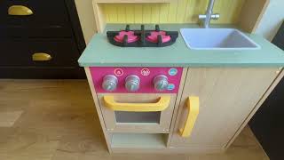 Review of Teamson Kids Little Chef Florence Classic Interactive Wooden Play Kitchen on Amazon