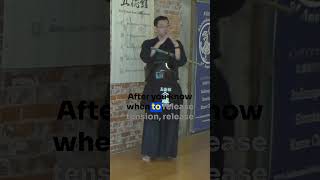 Powerful and Speedy Strike in Kendo: When and How to Use Your Knees #shorts
