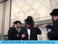 Exclusive Video Clip - Chassidic Singers Yoeli Schwartz, Isaac Honig, Shloimy Daskal
