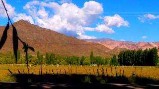 Turismo en Uspallata - Mendoza, Argentina. Cordillera de los Andes. HD