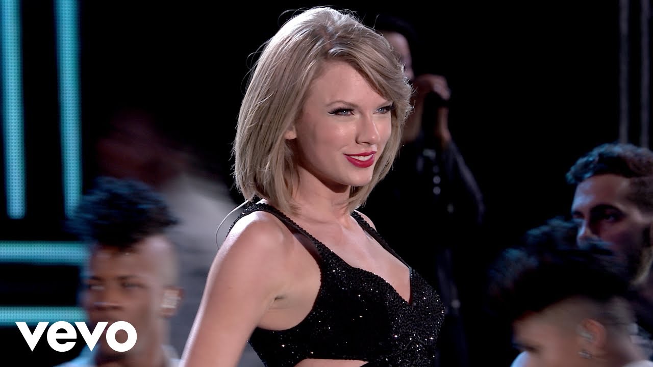 Taylor Swift - New Romantics Taylor Swift - New Romantics