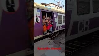 MumbaiLocalRush #youtubeshorts#shorts#short#shortvideo#shortsfeed#viral#trending#explore#mumbailocal