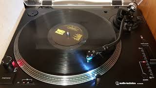 R.E.M. - Half a World Away (vinyl HQ)