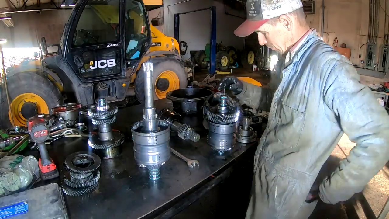 JCB Powershift Transmission Disassembly - YouTube