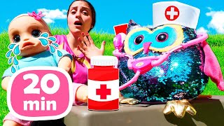 Prendiamoci cura della bambola Alive! Video per bambini piccoli con i giochi del dottore 👩‍⚕️🤒